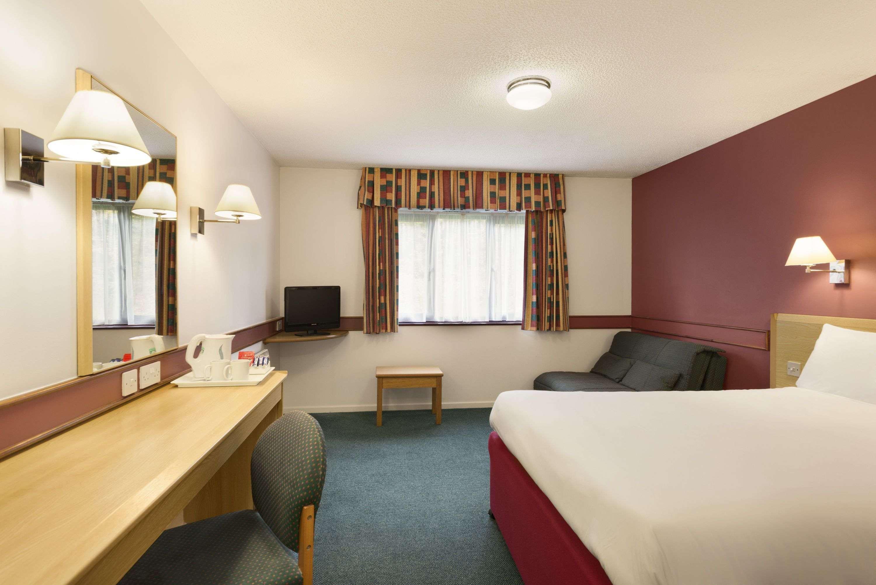 Days Inn Bradford M62 Eksteriør bilde